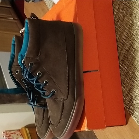 Gymboree shoe boots - Picture 2 of 6
